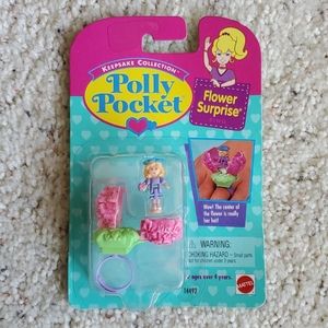 Polly Pocket Flower Surprise collectible ring